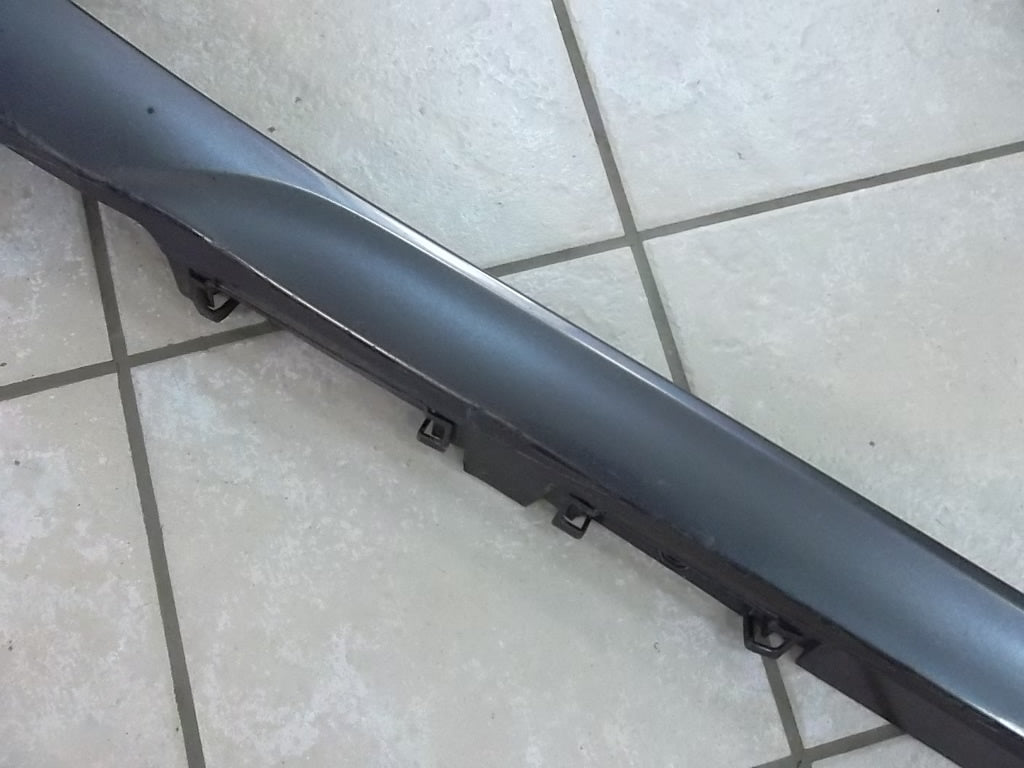 2011-2018 Toyota Sienna  Rocker Moulding  Driver Side 75852-08900