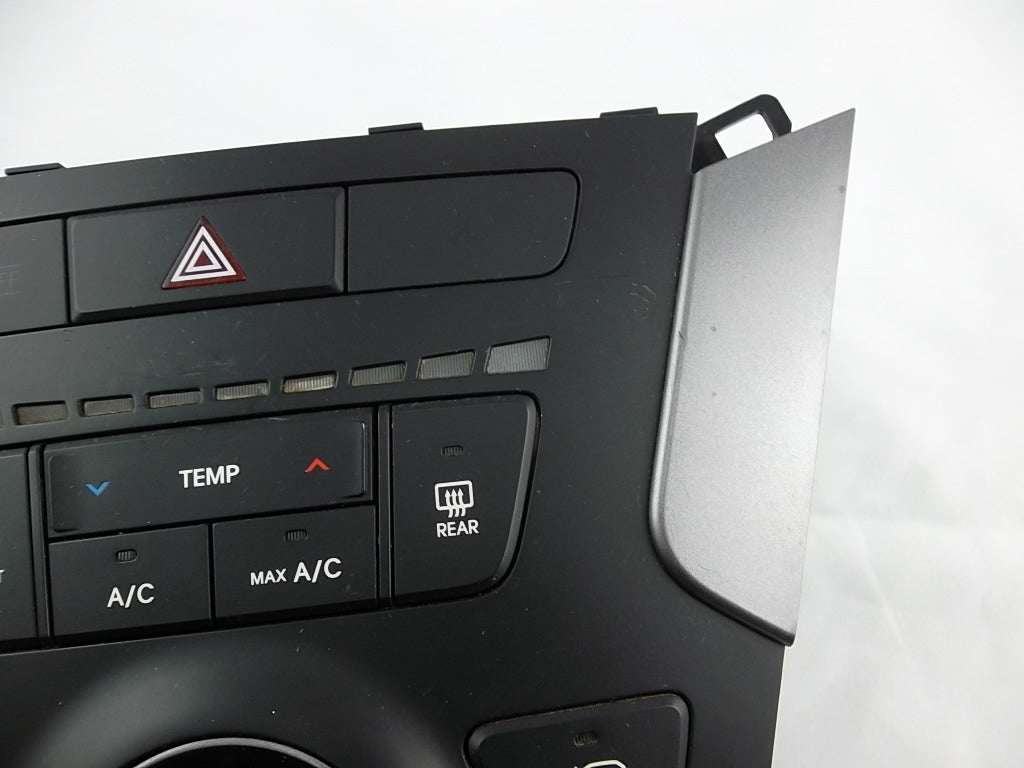 2013-2015 Hyundai Santa Fe Temperature AC Climate Control Panel 97250-4Z000