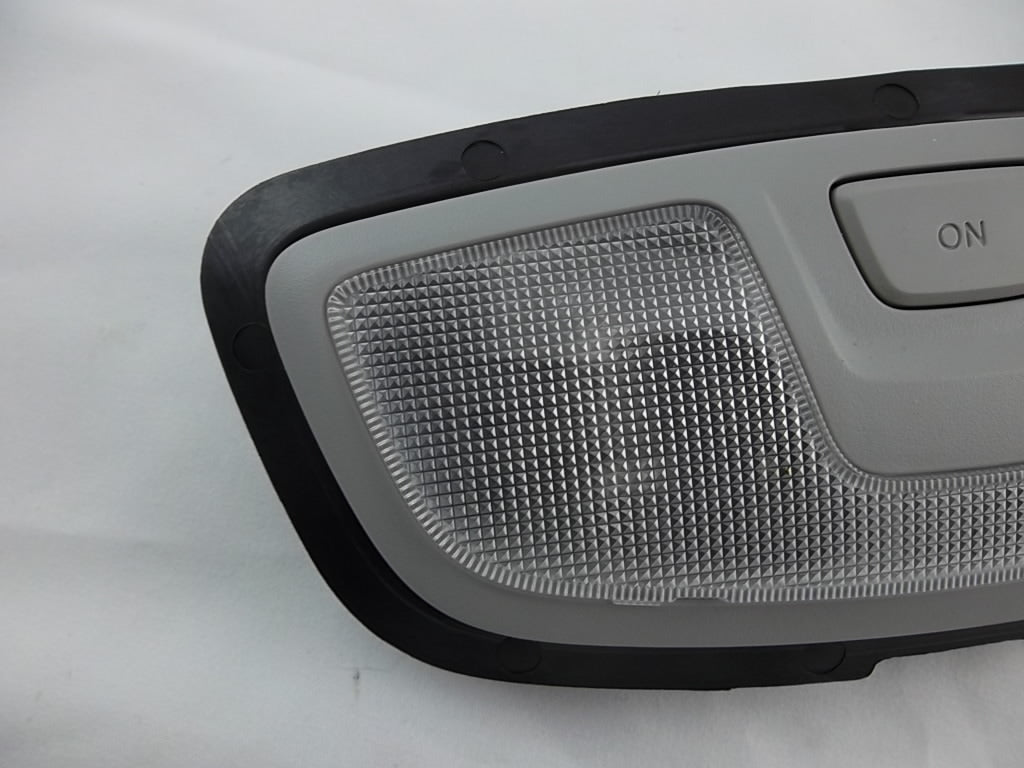 2013-2018 Hyundai Santa Fe Rear Interior Dome Light Lamp 92850-2W000
