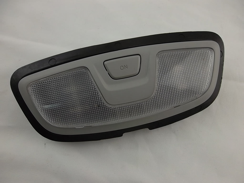 2013-2018 Hyundai Santa Fe Rear Interior Dome Light Lamp 92850-2W000