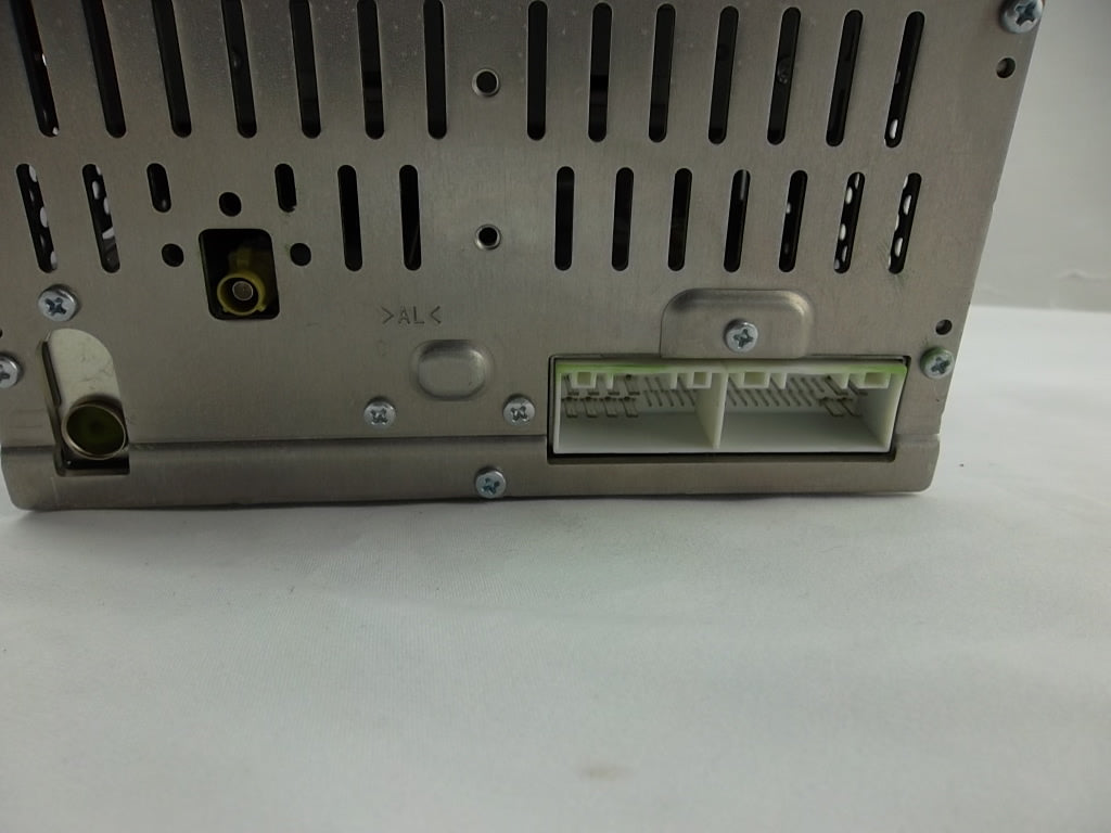 2013-2015 Hyundai Santa Fe Radio Head Unit 96170-4Z150