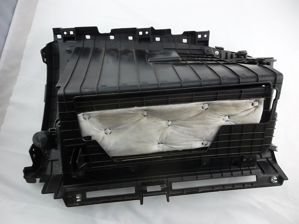 2013-2018 Hyundai Santa Fe Sport Glove Box 84540-4Z000