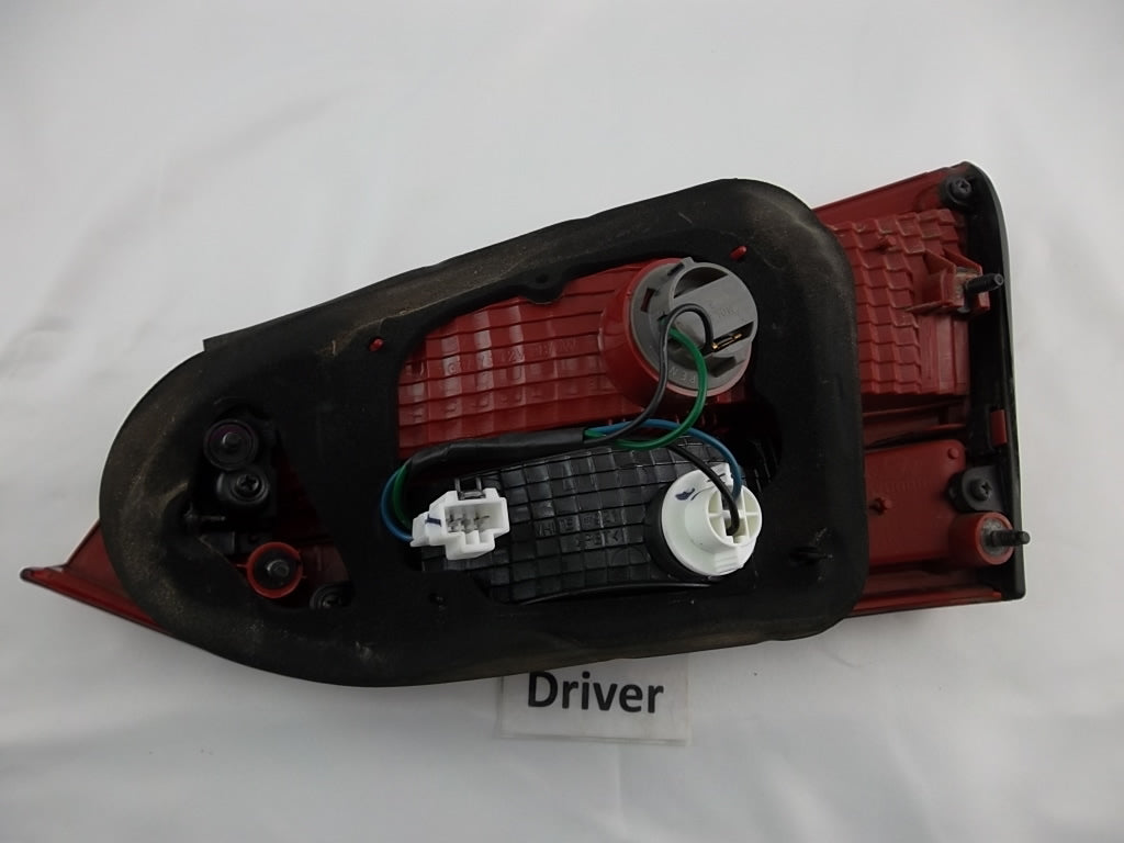 2013-2015 Hyundai Santa Fe Sport Inner Tail Light Rear Driver 92405-4Z000