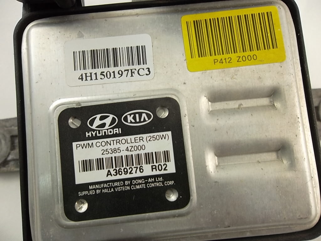 2013-2018 Hyundai Santa Fe Sport Cooling Fan Control Module 25385-4Z000