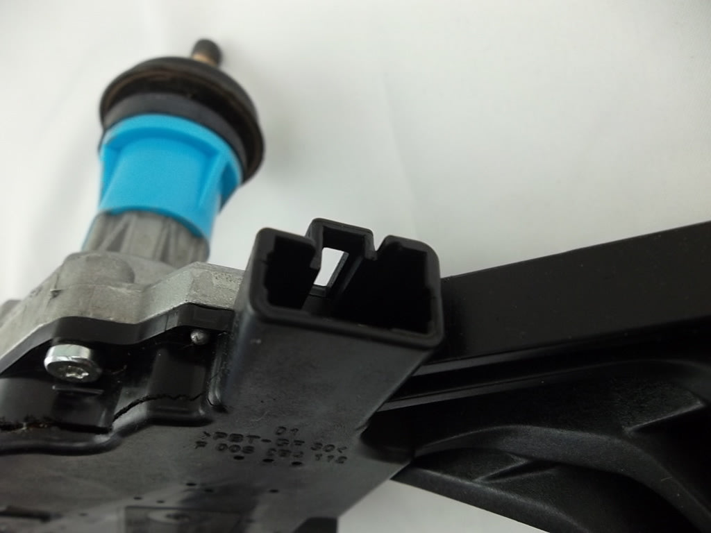 2013-2018 Hyundai Santa Fe Sport Rear Windshield Wiper Motor 98700-2W000