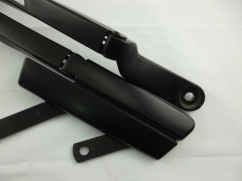 2007-2015 Audi Q7 Front Windshield Wiper Arm 4L1-955-408