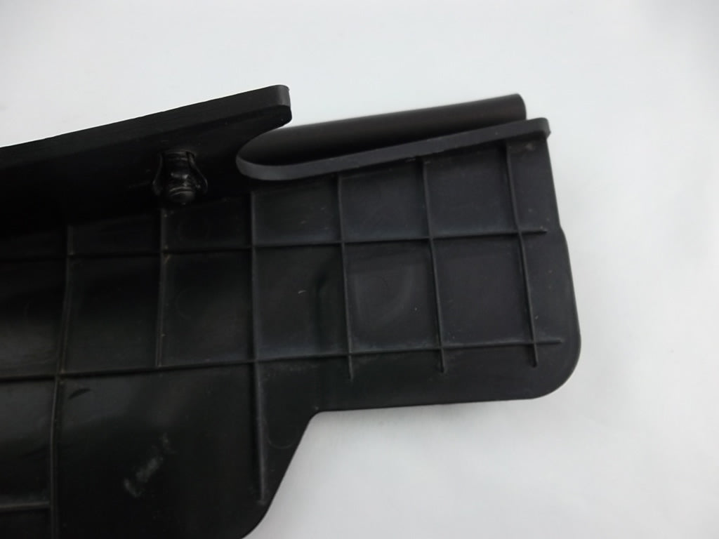 2013-2018 Hyundai Santa Fe Upper Fender Apron Cover Driver 84159-4Z000