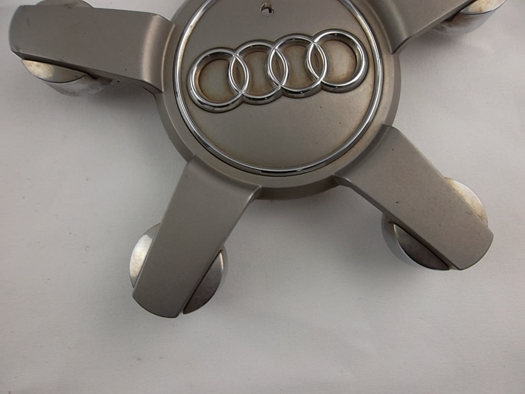 2007-2015 Audi Q7 Wheel Center Cap 4L0-601-165